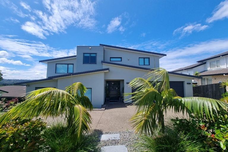 Photo of property in 74 Oakway Drive, Schnapper Rock, Auckland, 0632