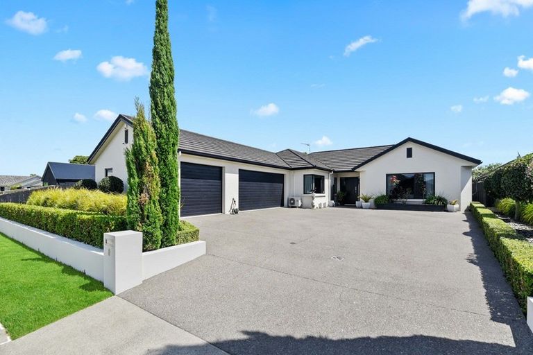 Photo of property in 8 Bree Place, Flagstaff, Hamilton, 3210