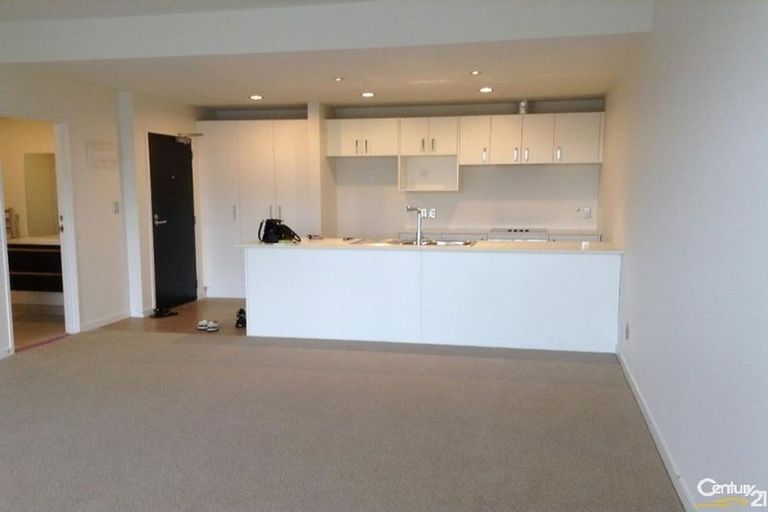 Photo of property in 1i/136 Stancombe Road, Flat Bush, Auckland, 2016
