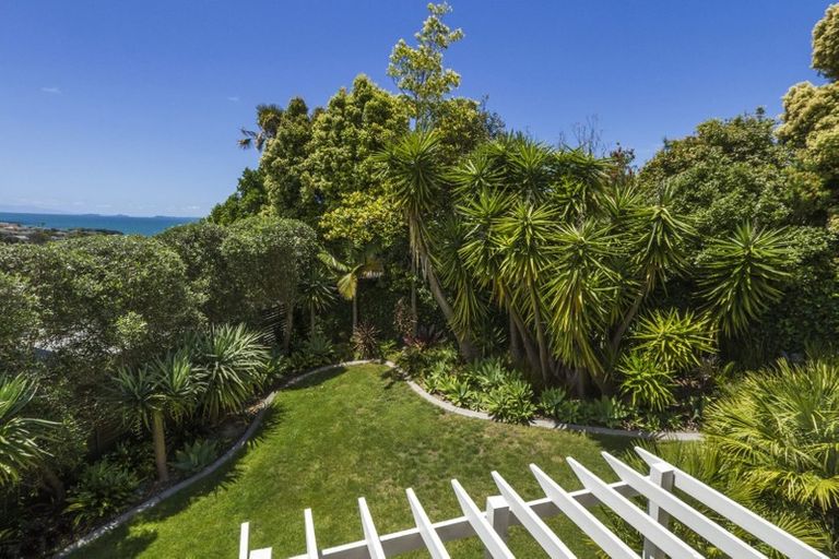 Photo of property in 48a Penzance Road, Mairangi Bay, Auckland, 0630