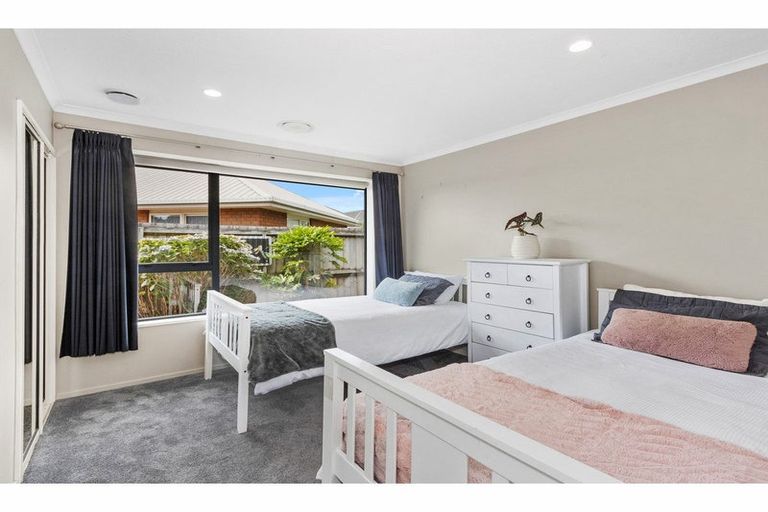 Photo of property in 5 Viceroy Place, Halswell, Christchurch, 8025