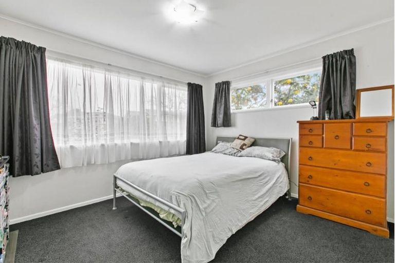 Photo of property in 45 Hobart Crescent, Wattle Downs, Auckland, 2103
