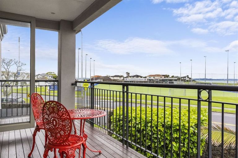 Photo of property in 1 Macleans Road, Bucklands Beach, Auckland, 2014