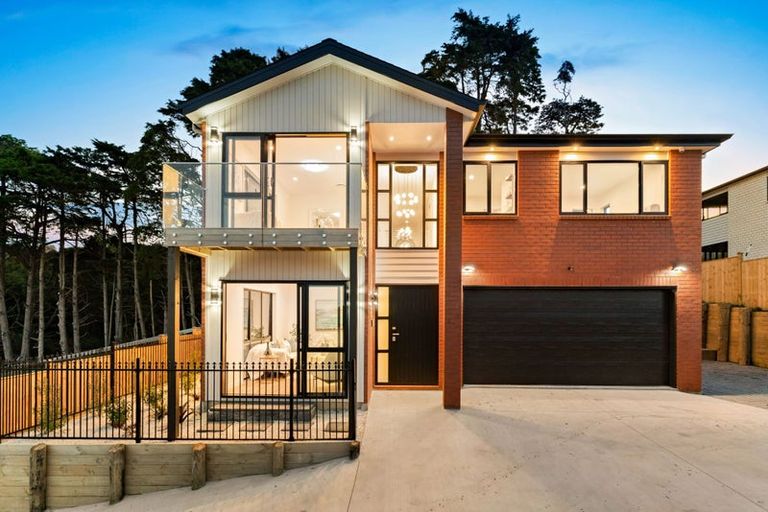 Photo of property in 28 Kate Duncan Drive, Swanson, Auckland, 0614