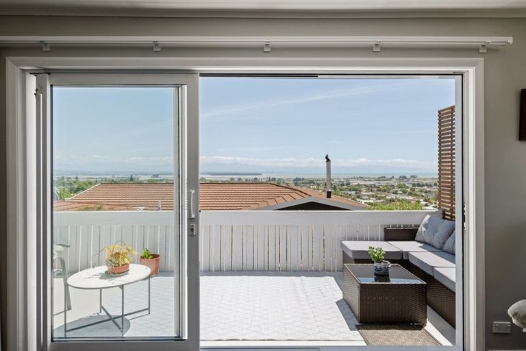 Photo of property in 1/104 The Ridgeway, Stoke, Nelson, 7011