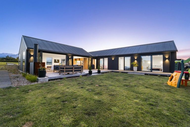 Photo of property in 589 Kent Road, Korito, New Plymouth, 4371