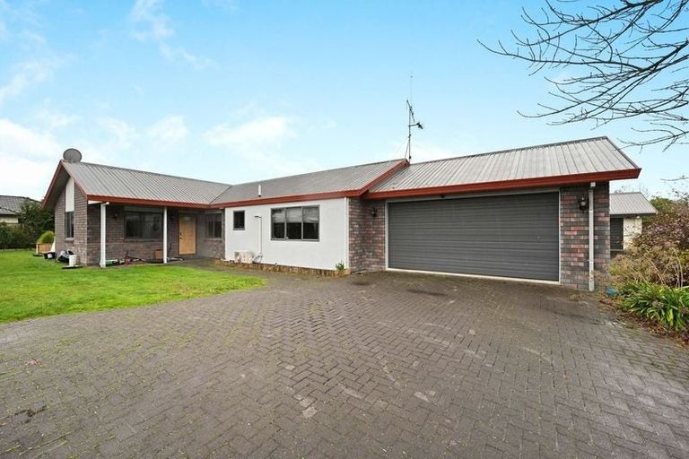 Photo of property in 60 Bouverie Crescent, Flagstaff, Hamilton, 3210