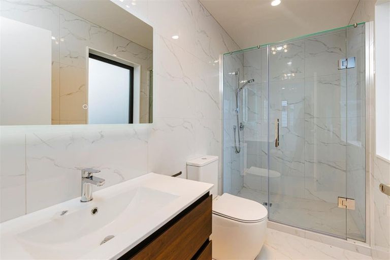 Photo of property in 43e Nelson Street, Howick, Auckland, 2014