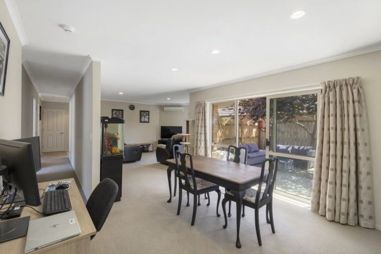 Photo of property in 5 Banksiana Street, Trentham, Upper Hutt, 5018