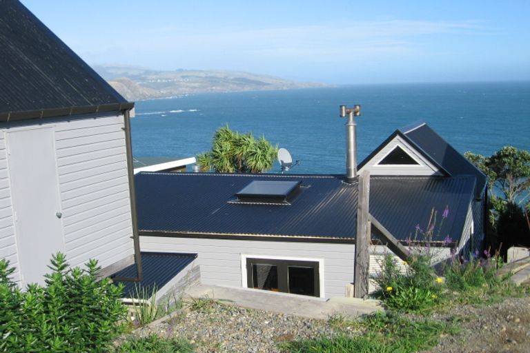 Photo of property in 7 Ogilvy Terrace, Plimmerton, Porirua, 5026