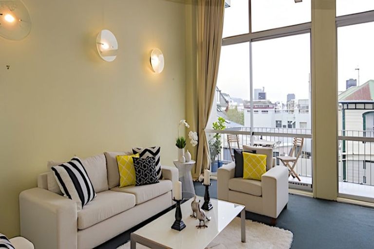 Photo of property in Qba Apartments, 1k/51 Webb Street, Mount Cook, Wellington, 6011