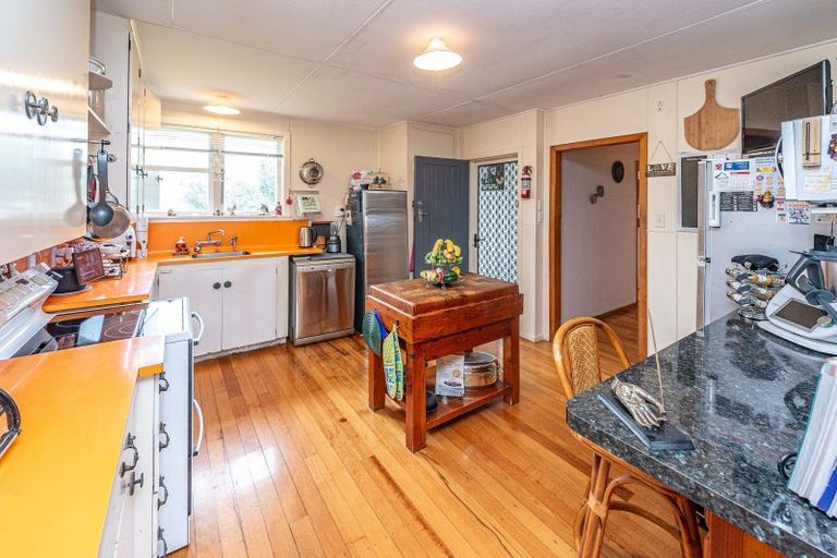Photo of property in 39 Victoria Street, Patea, 4520
