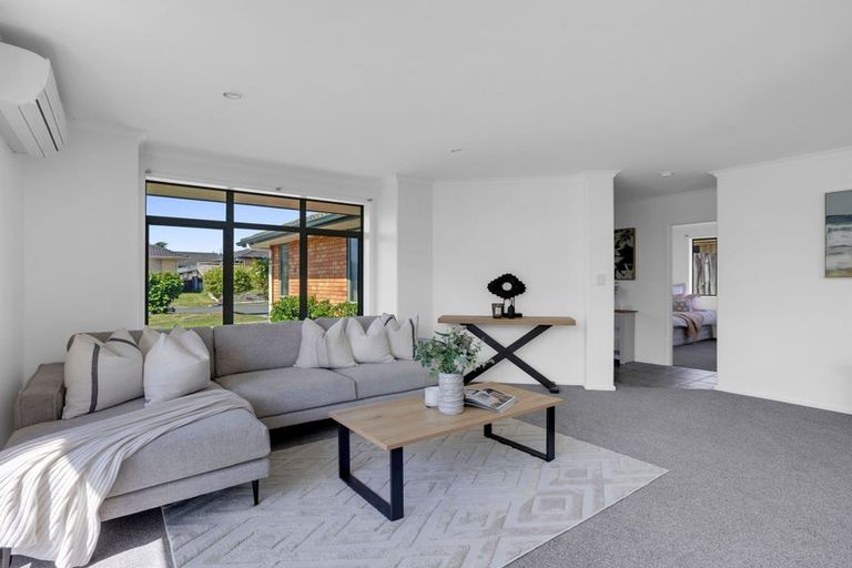 Photo of property in 5 Locksley Lane, Hamilton East, Hamilton, 3216