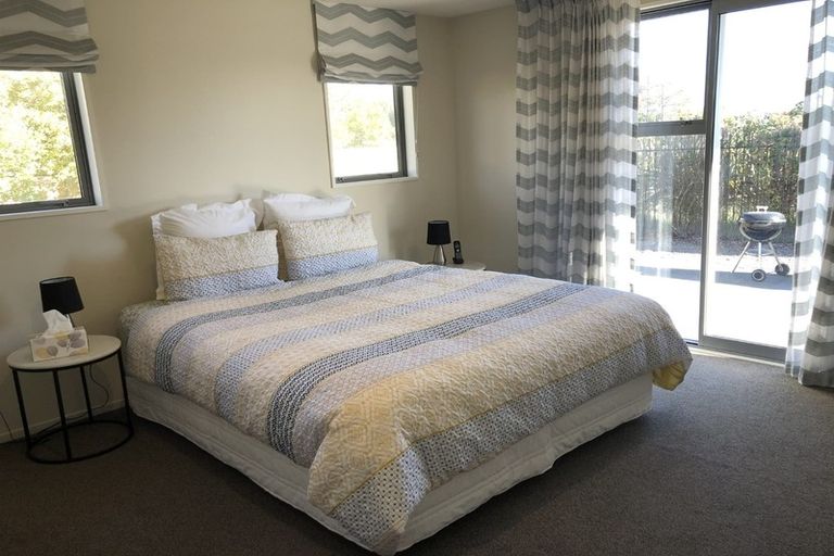 Photo of property in 4 Puhara Avenue, Parklands, Christchurch, 8083