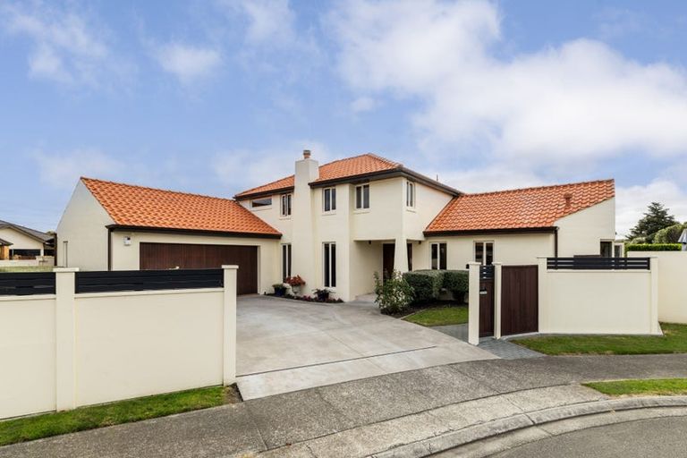 Photo of property in 11 Park Lane, Greenmeadows, Napier, 4112