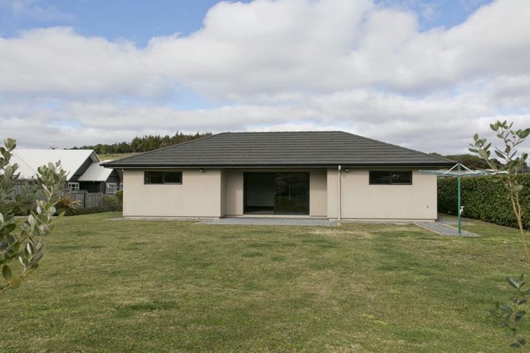 Photo of property in 7 Coprosma Crescent, Waipahihi, Taupo, 3330