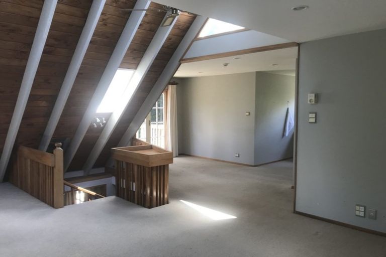 Photo of property in 88 Aeroview Drive, Beach Haven, Auckland, 0626