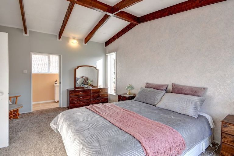 Photo of property in 8 Estuary Crescent, Fairfield, Dunedin, 9018