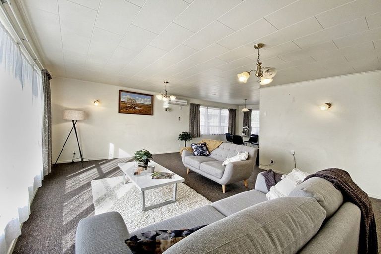 Photo of property in 15 Euan Street, Mangakakahi, Rotorua, 3015