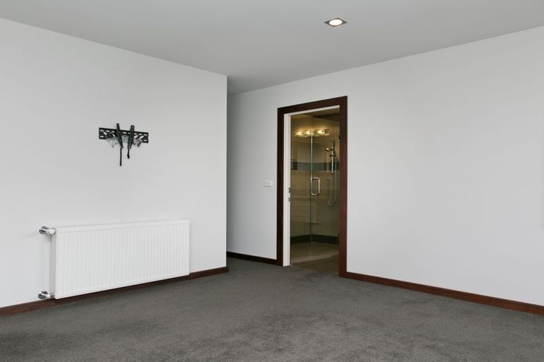 Photo of property in 7 Coprosma Crescent, Waipahihi, Taupo, 3330