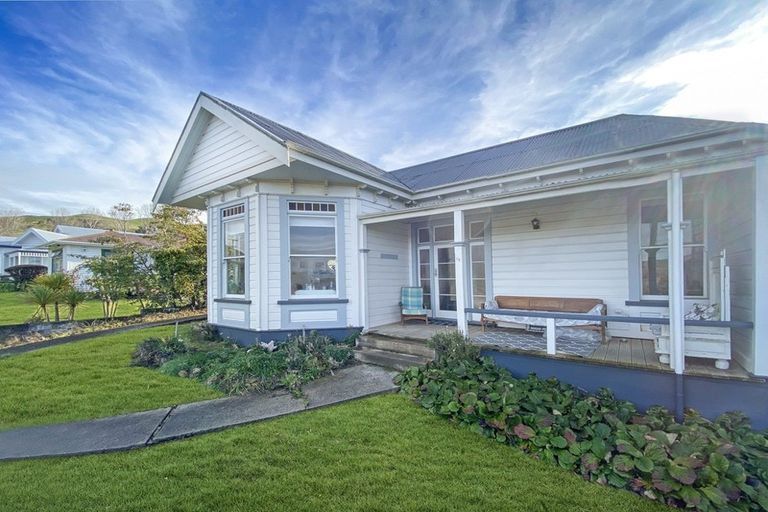 Photo of property in 48 Kiwi Road, Taihape, 4720