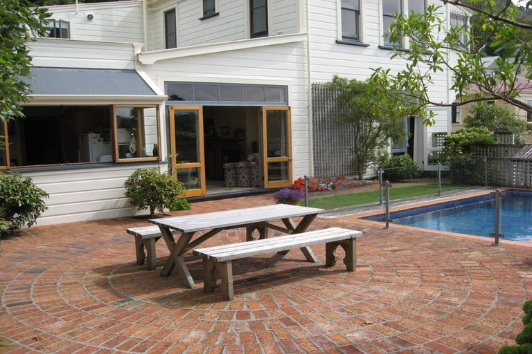 Photo of property in 11 Saint Mary Street, Thorndon, Wellington, 6011