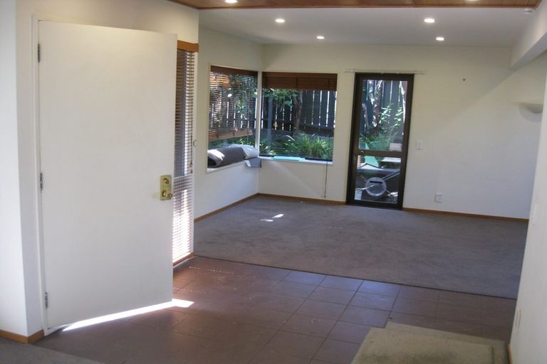 Photo of property in 1/27 Macdonald Crescent, Te Aro, Wellington, 6011