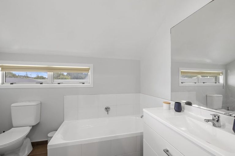 Photo of property in 250a Courtenay Street, Strandon, New Plymouth, 4312