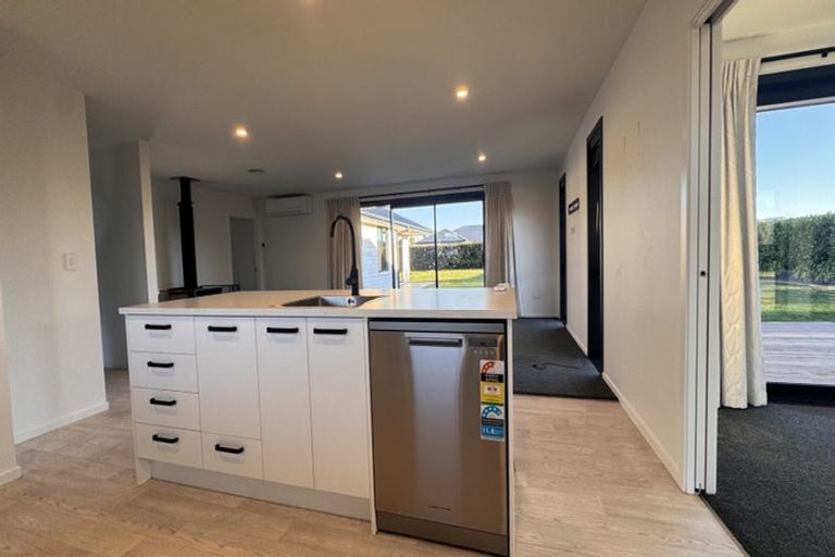 Photo of property in 6 Westmoreland Road, Darfield, 7510