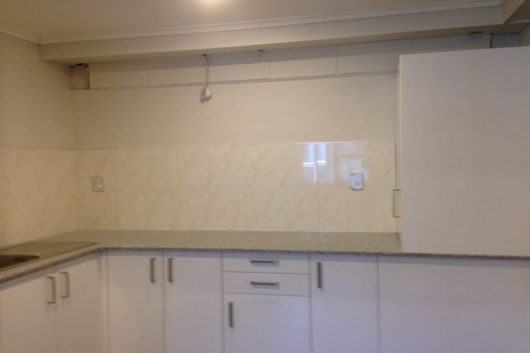 Photo of property in 2 Zion Road, Birkenhead, Auckland, 0626