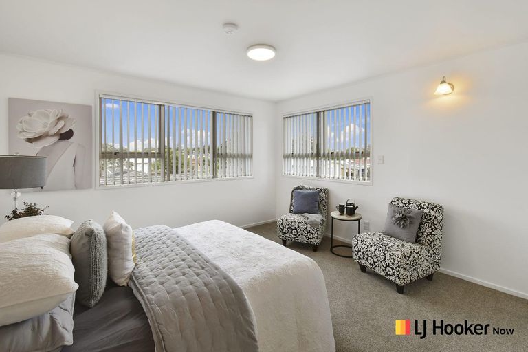 Photo of property in 5 Carbery Place, Manurewa, Auckland, 2102