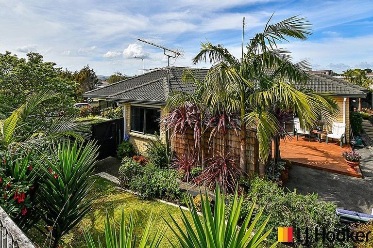Photo of property in 25a Puriri Road, Pukekohe, 2120