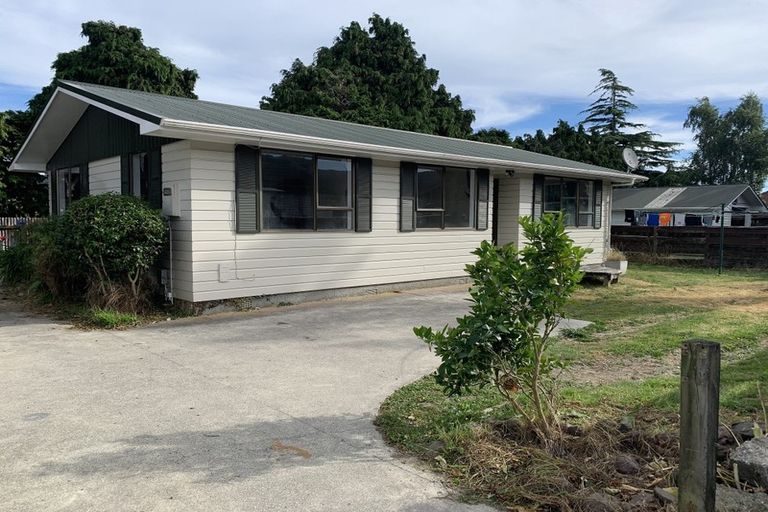 Photo of property in 2/97 Thackeray Street, Trentham, Upper Hutt, 5018