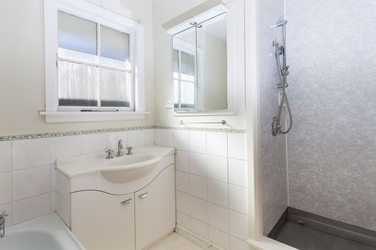 Photo of property in 1/306 Avonhead Road, Avonhead, Christchurch, 8042