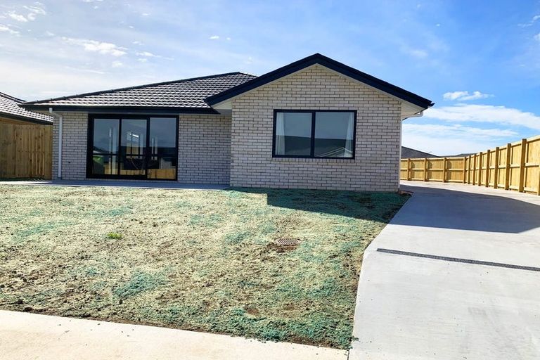 Photo of property in 11 Keerangi Place, Rototuna North, Hamilton, 3210