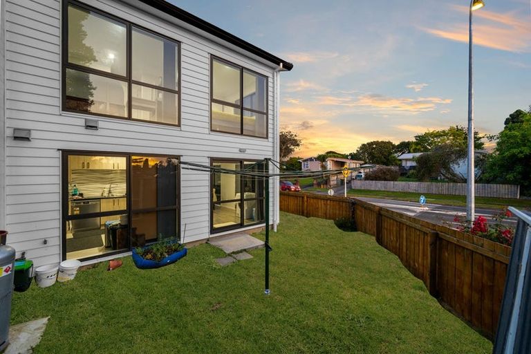 Photo of property in 145 Wordsworth Road, Manurewa, Auckland, 2102