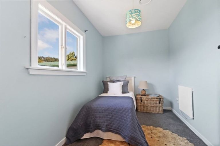 Photo of property in 24 Birdwood Avenue, Beckenham, Christchurch, 8023