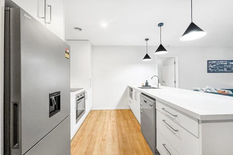 Photo of property in 8 Reserve Close, Woolston, Christchurch, 8062