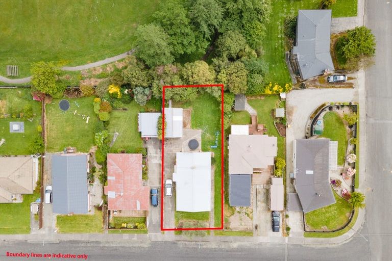 Photo of property in 4 Cambridge Terrace, East Gore, Gore, 9710