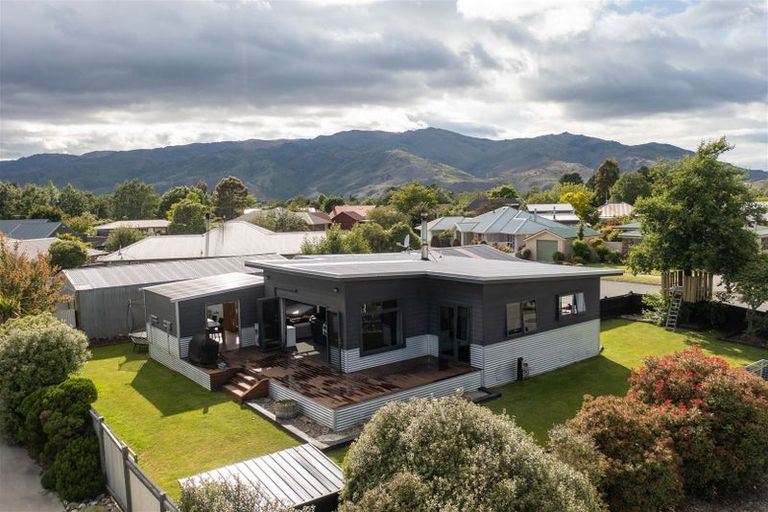 Photo of property in 1 Hartley Court, Cromwell, 9310