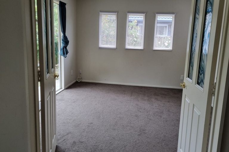 Photo of property in 247a Wainoni Road, Avondale, Christchurch, 8061