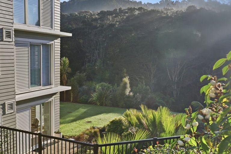 Photo of property in 122 Eaves Bush Parade, Orewa, 0931