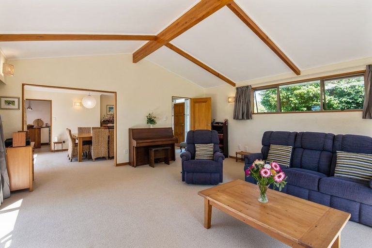 Photo of property in 309 Te Moana Road, Waikanae, 5036