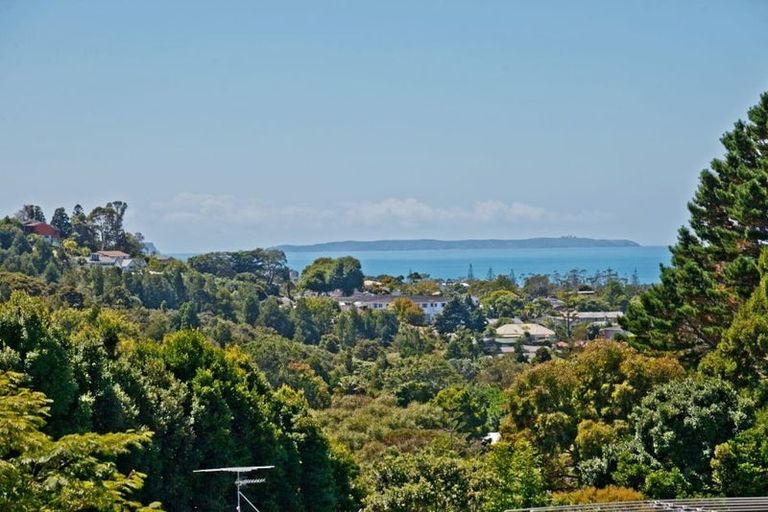 Photo of property in 30 Portobello Place, Torbay, Auckland, 0630