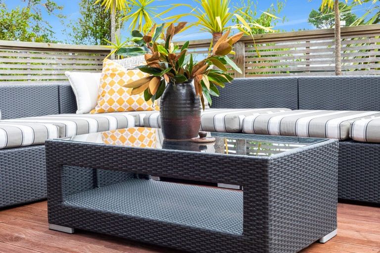 Photo of property in 11 The Close, Greenhithe, Auckland, 0632