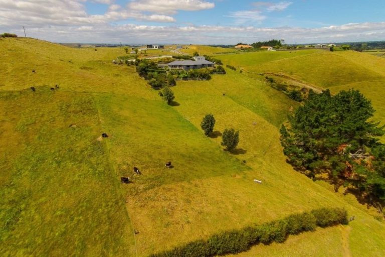 Photo of property in 169 King Road, Inglewood, 4386