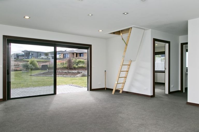 Photo of property in 7 Coprosma Crescent, Waipahihi, Taupo, 3330