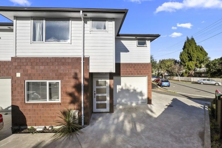 Photo of property in 1/4 Littler Place, Hamilton East, Hamilton, 3216