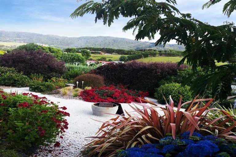 Photo of property in 12 Hillside Avenue, Mangawhai Heads, Mangawhai, 0505