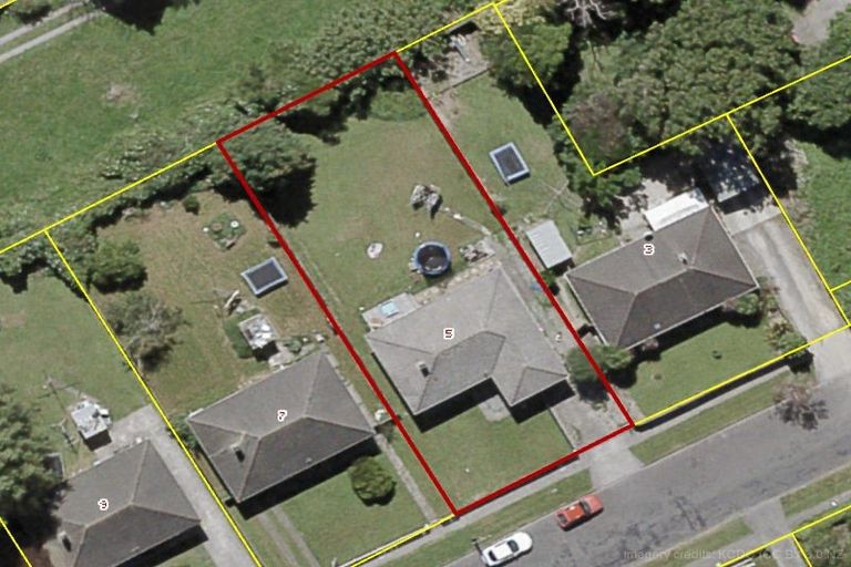 Photo of property in 5 Maire Street, Otaki, 5512